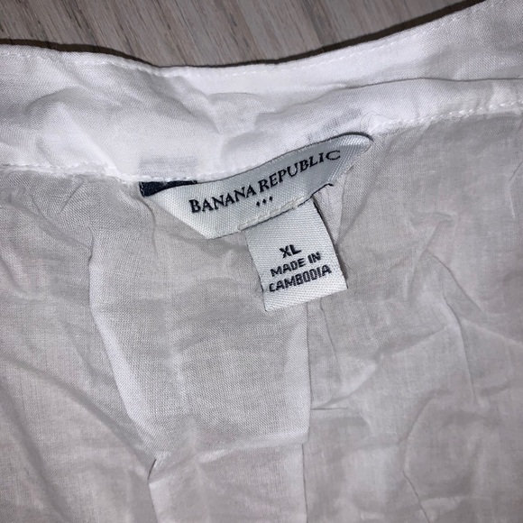 Banana republic button blouse - Picture 3 of 5